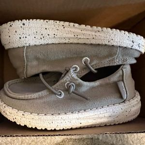 Brand new toddler hey dude!